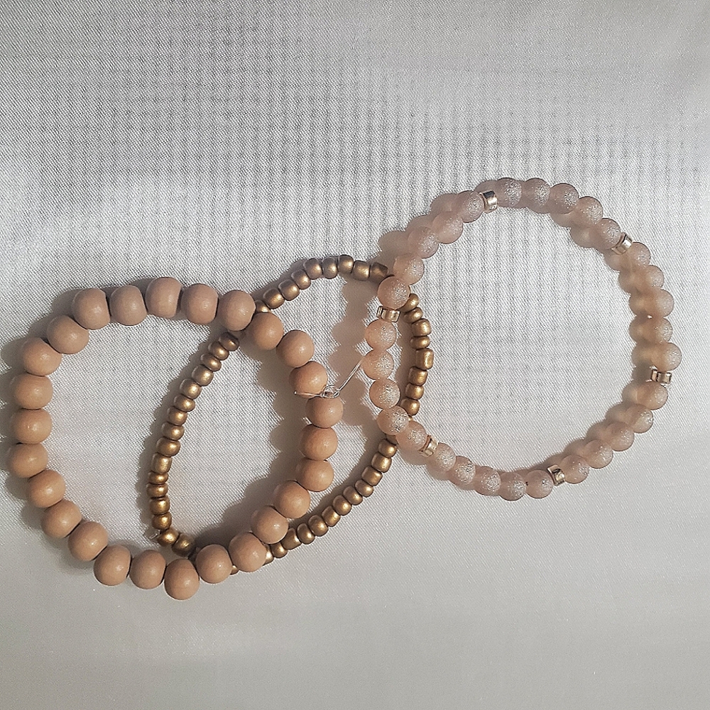 Set of 3 bracelets